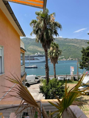 Apartments Lovcen